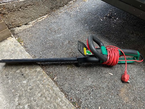 Hedge electric trimmer - trimmer, cutter
